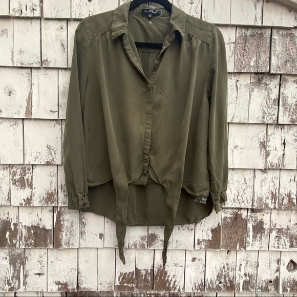 Velvet Heart Button Down Shirt - Picture 3 of 5